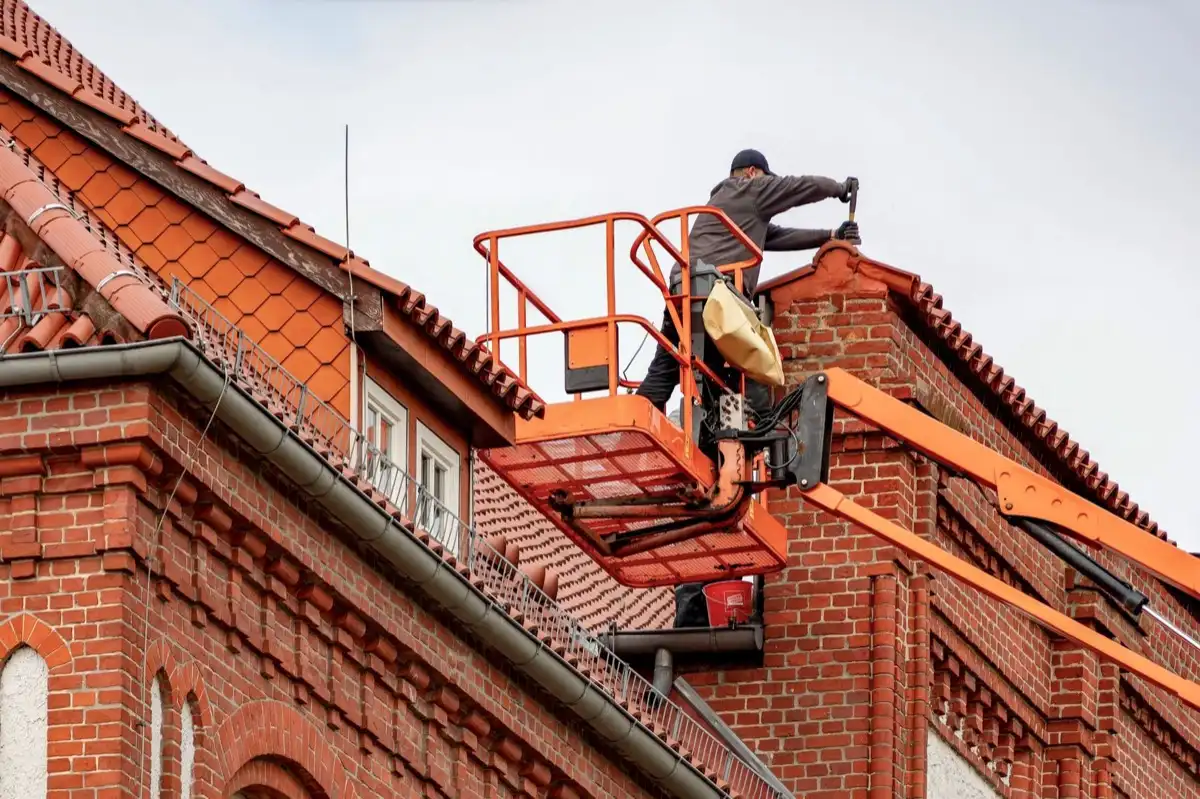 Commercial roofing services in Spring Hill, FL